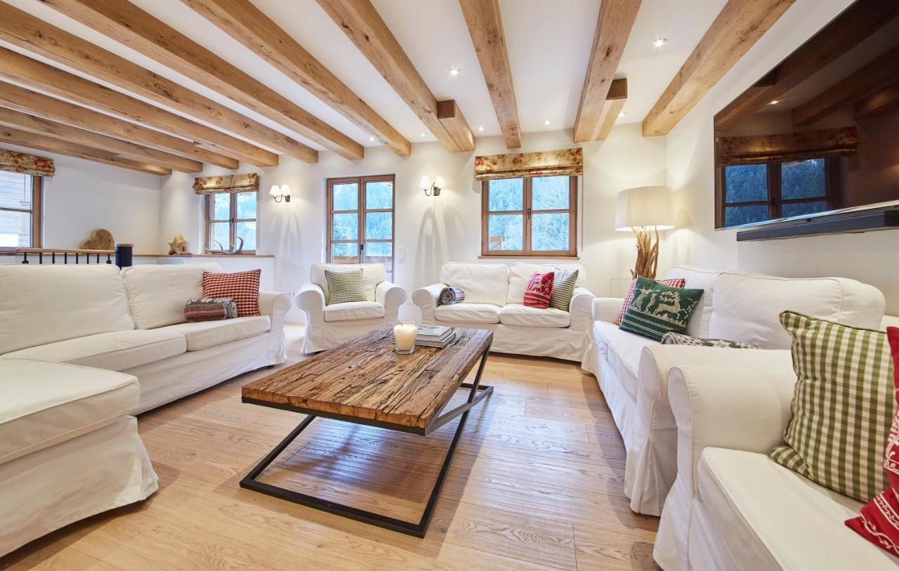 Chalet Tannenbaum ザールバッハ・ヒンターグレム エクステリア 写真