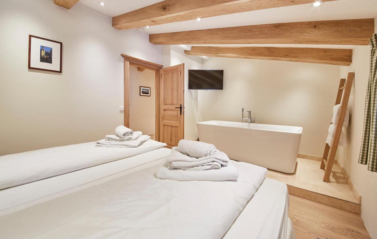 Chalet Tannenbaum ザールバッハ・ヒンターグレム エクステリア 写真